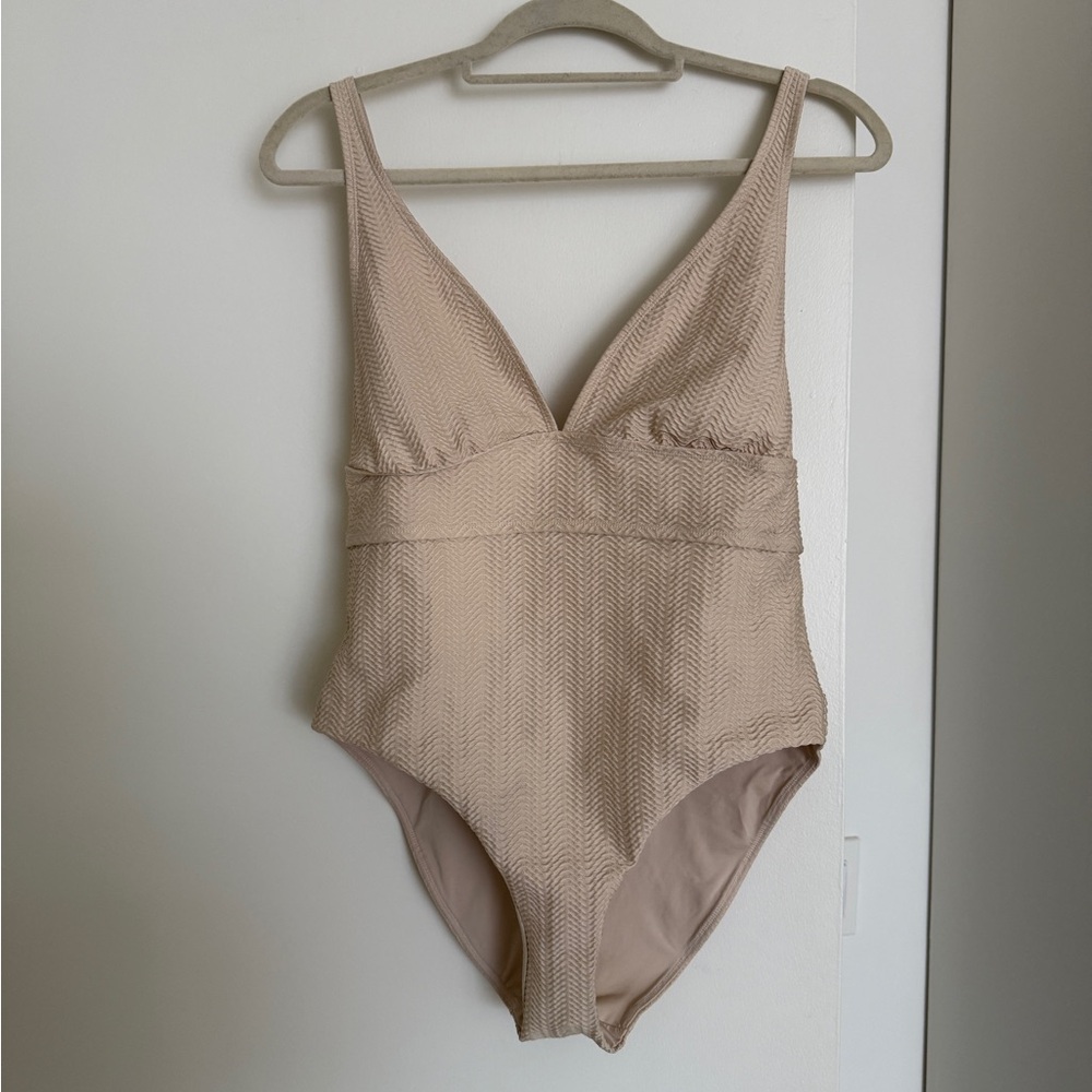 Monday Swimwear Portofino One Piece - Vanilla Chevron